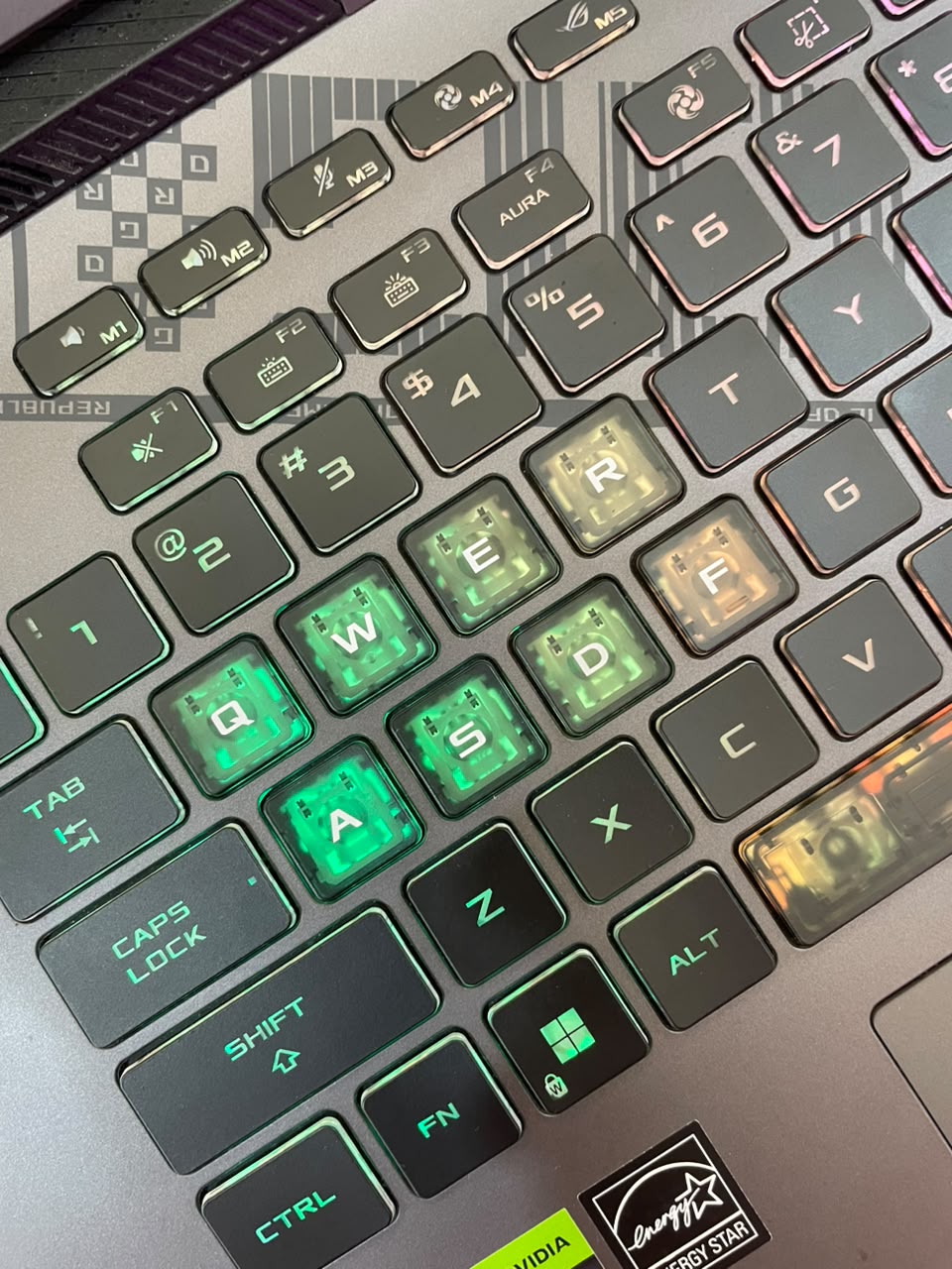 ASUS ROG Strix G614JU - Gambar 5